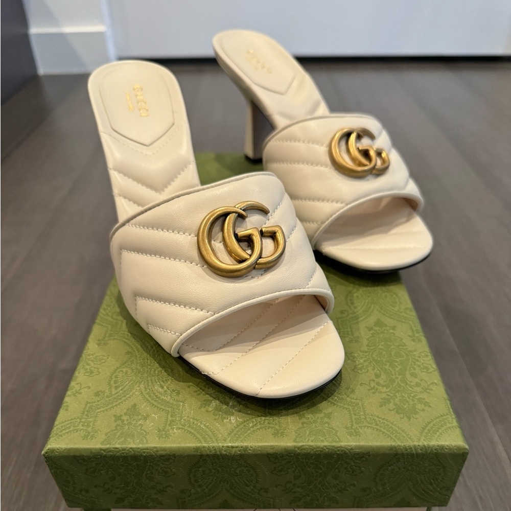 Gucci WOMEN'S DOUBLE G SLIDE SANDAL